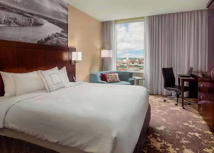 Courtyard By Marriott Portland City Center