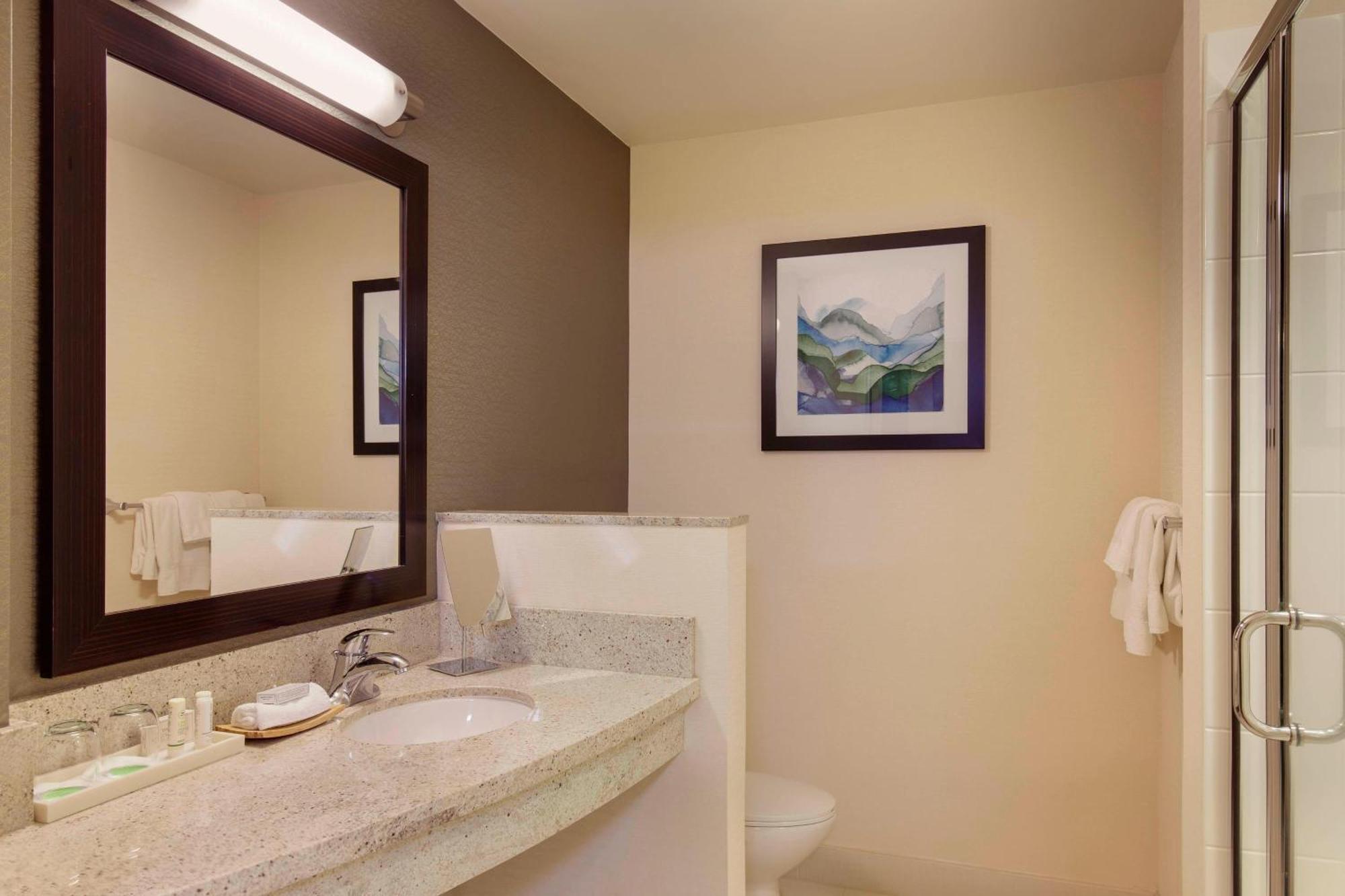 Courtyard By Marriott Center Hotel Portland