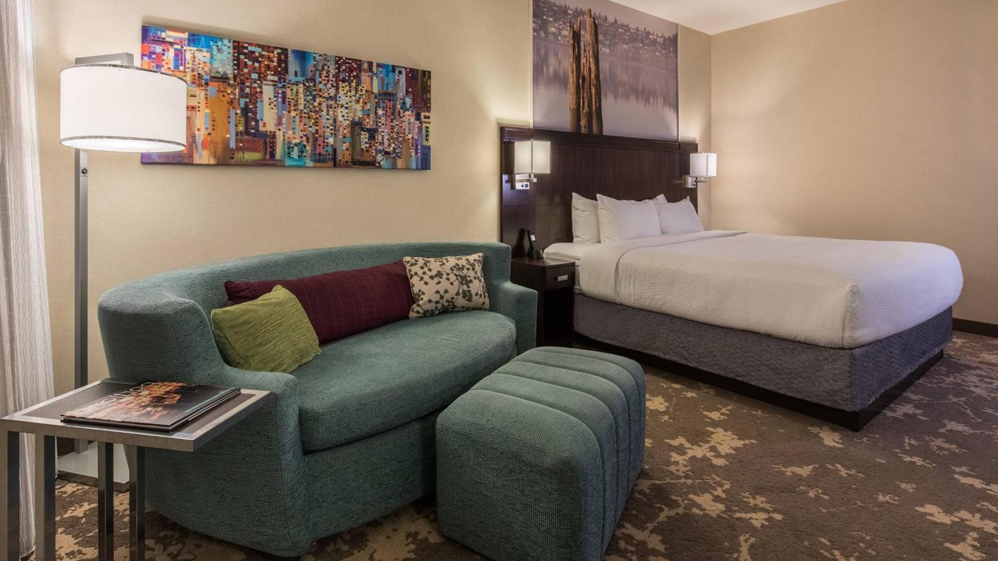 Courtyard By Marriott Center Hotel Portland