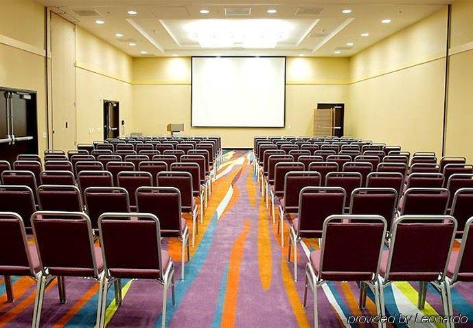 Courtyard By Marriott Center 4*